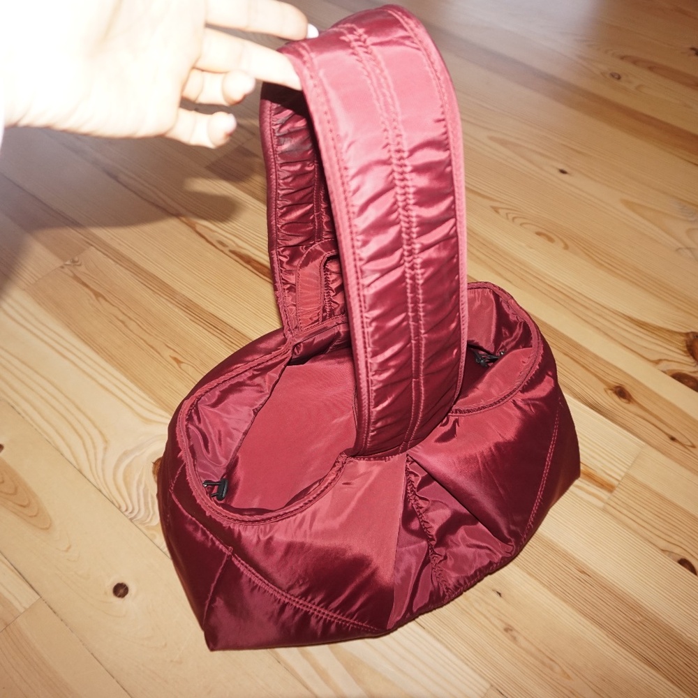 Quilted Nylon Pet Carrier / Puffer Pet Tote (Small Dog or Cat)